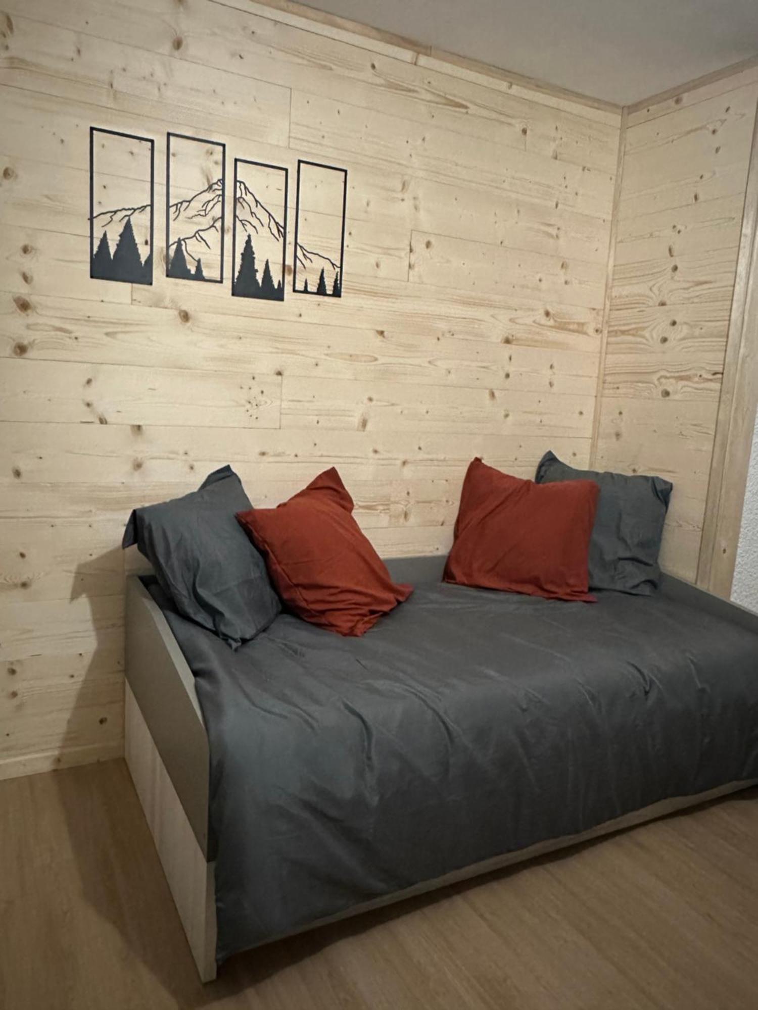 Studio « Le Petit Montagnard » Мальбюисон Экстерьер фото